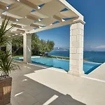 Avra Luxury & Вилла