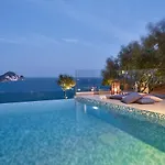 Avra Luxury & Керион