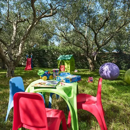 Willa Avra Luxury & *