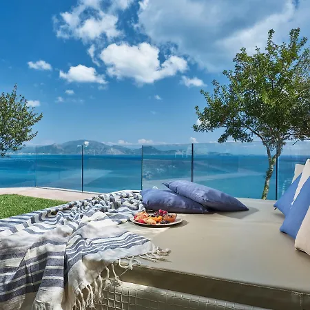 Avra Luxury &