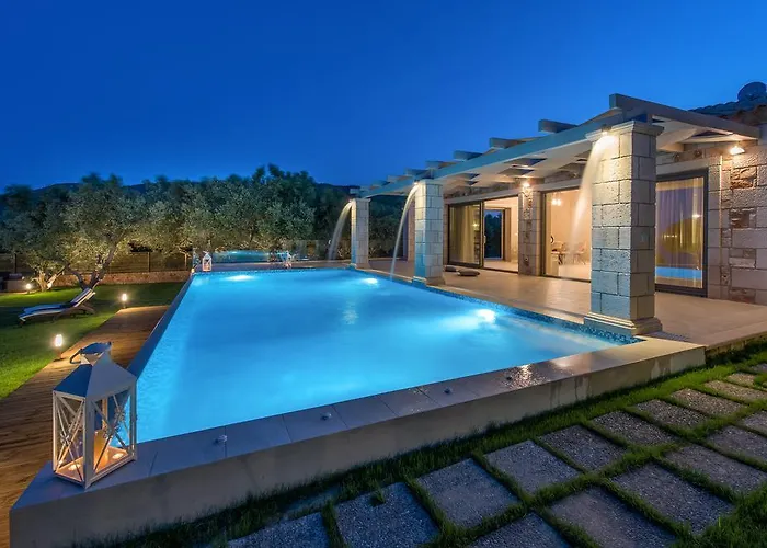 Avra Luxury & ヴィラ Keri