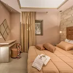 Avra Luxury & Keri