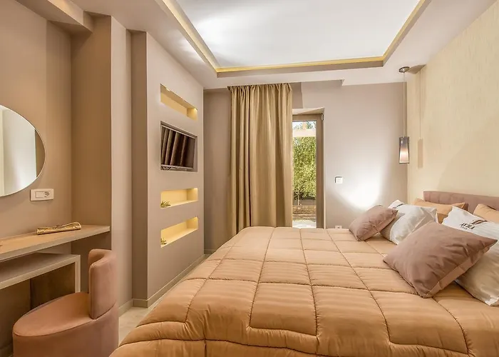 فيلة Avra Luxury &